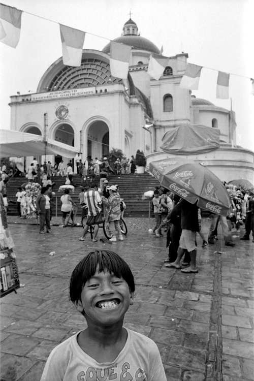 Caacupé, Paraguai - fotografia documental de João Rangel Marcelo